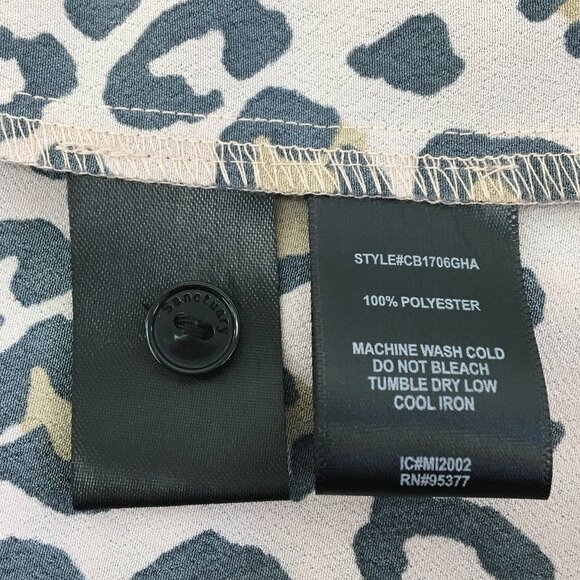 Sanctuary Animal Print V-neck Button Down Blouse Size S EXCELLENT Condition - Picture 7 of 7